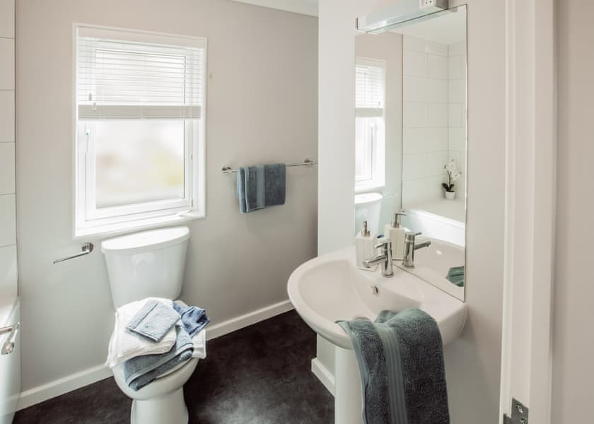 10 Harrington - Applegrove Country Park, Burniston, near Scarborough
