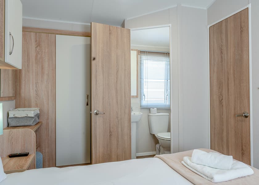 Wensleydale (Pet) - Akebar Park, Leyburn