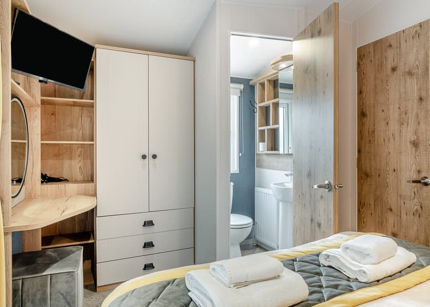 Swaledale - Akebar Park, Leyburn