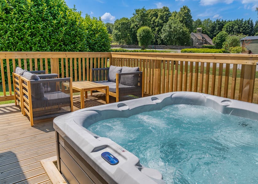 Arkendale (Pet) - Akebar Park, Leyburn