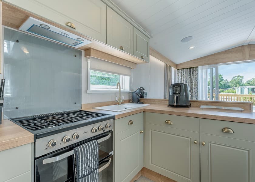 Arkendale (Pet) - Akebar Park, Leyburn