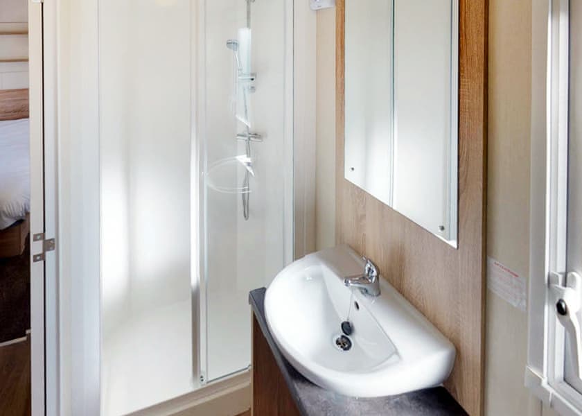 Gold 2 Caravan with decking - Alberta Holiday Park, Whitstable