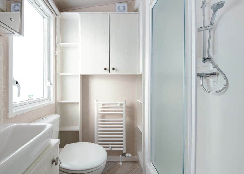 Allhallows Gold 3 - Kent Coast Holiday Park, Nr Rochester, Kent