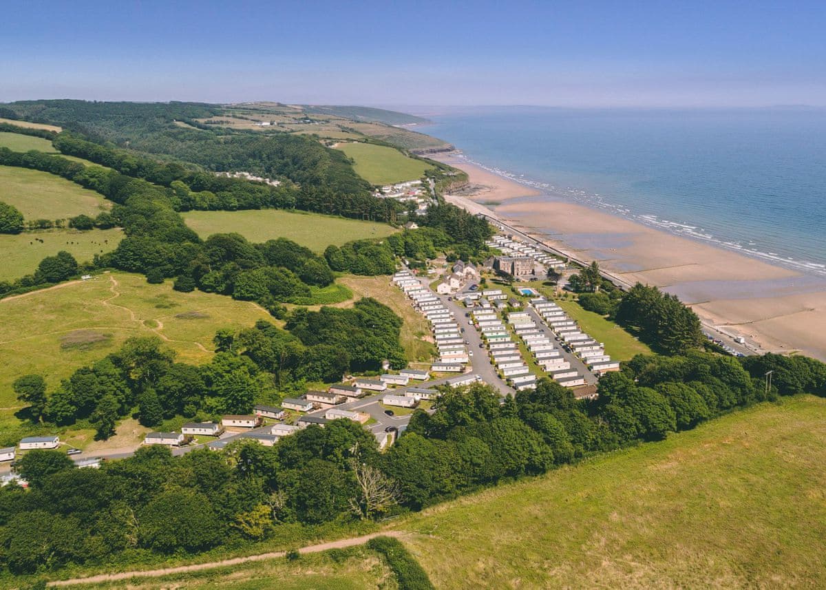 Amroth Castle Holiday Park beside Amroth's Blue Flag beach