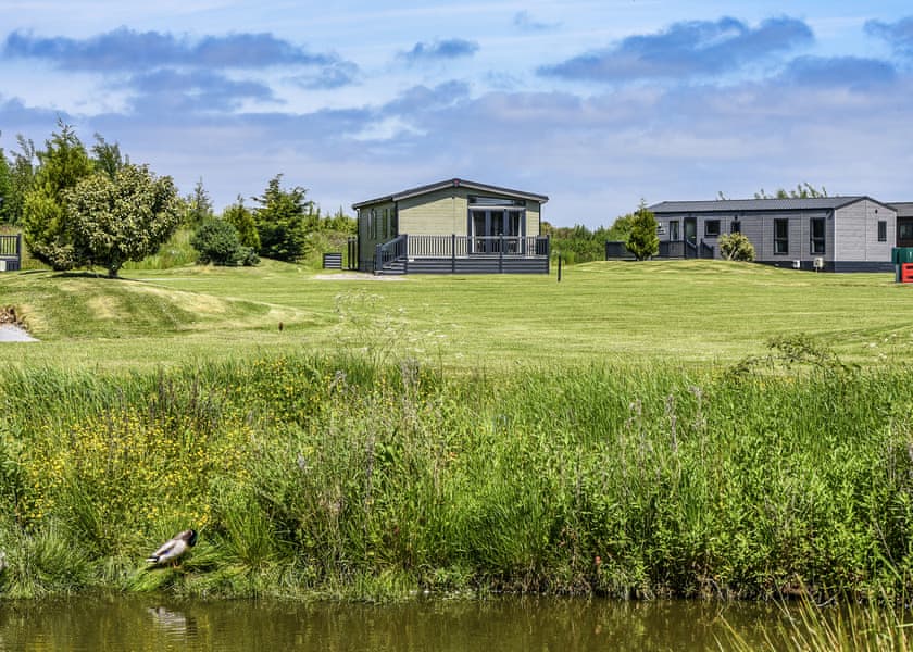 The Luxury Family Lodge - Angrove Country Park, Great Ayton, Yorkshire Moors and Coast