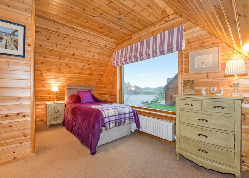 Menai Lodge - Anglesey Lakeside Lodges, Anglesey