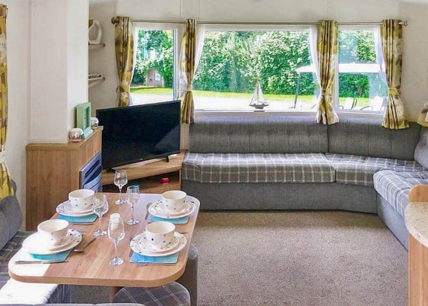 Superior Caravan 8 Pet - Appletree Holiday Park, Hubbert’s Bridge, near Boston