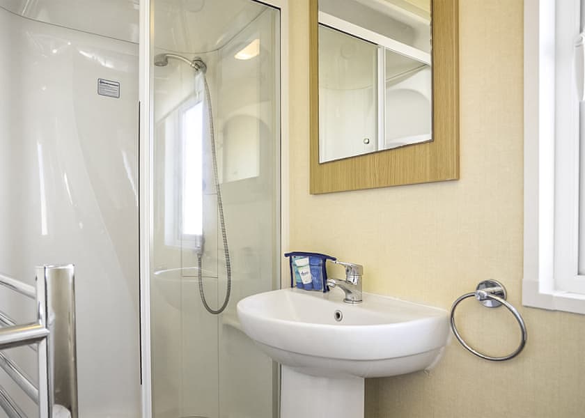 Superior Caravan 8 Pet - Appletree Holiday Park, Hubbert’s Bridge, near Boston