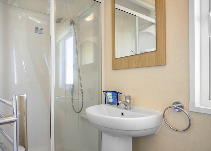 8 Berth Superior Caravan - Appletree Holiday Park, Hubbert’s Bridge, near Boston