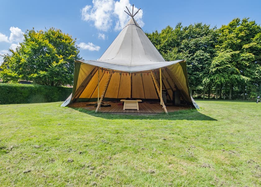 Apple Mount Retreat, Thorpe Morieux, near Lavenham