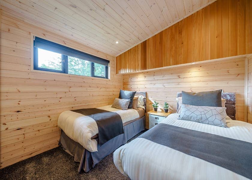 Goldcrest VIP Lake View - Ashlea Pools Lodges, Hopton Heath, Craven Arms