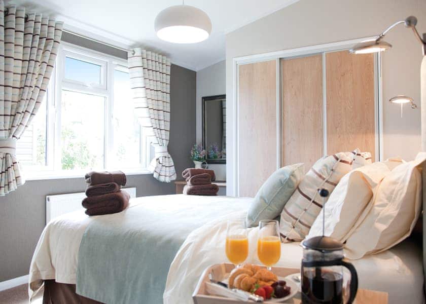 Cedar Lodge 6 - Ashby Woulds Lodges and Spa, Overseal, Nr Ashby-de-la-Zouch