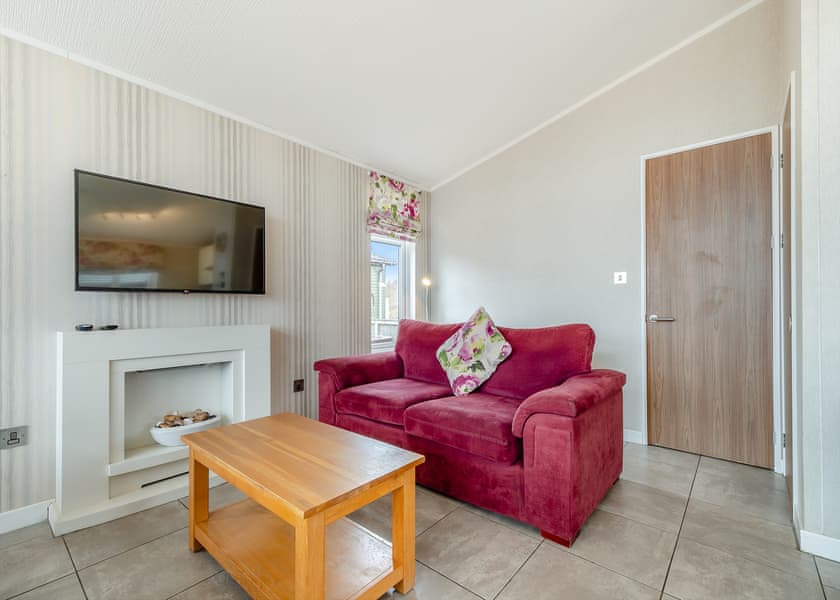 Aspen Lodge 4 - Ashby Woulds Lodges and Spa, Overseal, Nr Ashby-de-la-Zouch