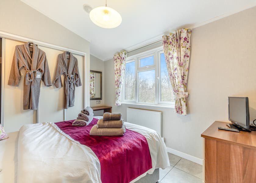 Aspen Lodge 4 - Ashby Woulds Lodges and Spa, Overseal, Nr Ashby-de-la-Zouch