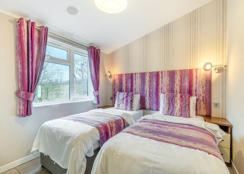 Aspen Lodge 4 - Ashby Woulds Lodges and Spa, Overseal, Nr Ashby-de-la-Zouch