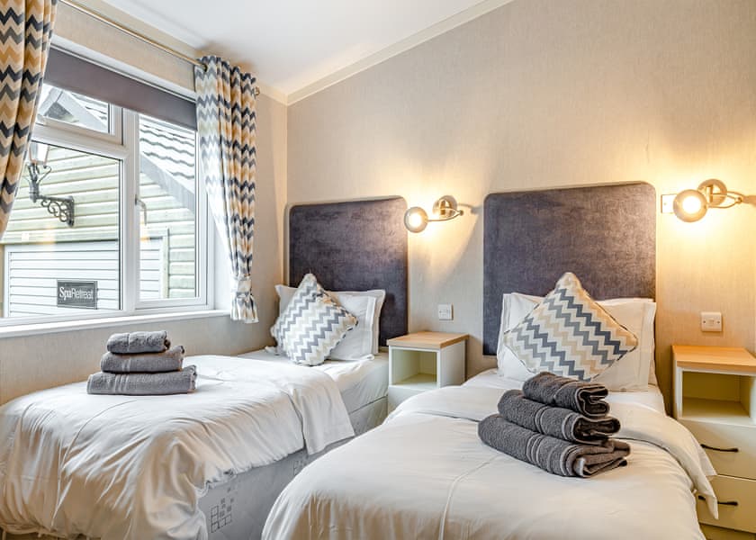 Aspen Lodge 4 - Ashby Woulds Lodges and Spa, Overseal, Nr Ashby-de-la-Zouch