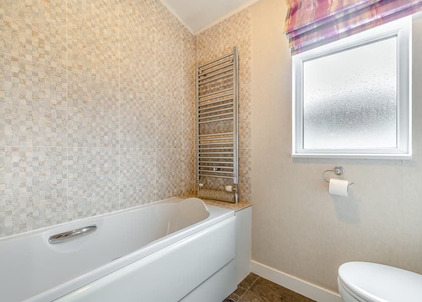 Aspen Lodge 4 - Ashby Woulds Lodges and Spa, Overseal, Nr Ashby-de-la-Zouch