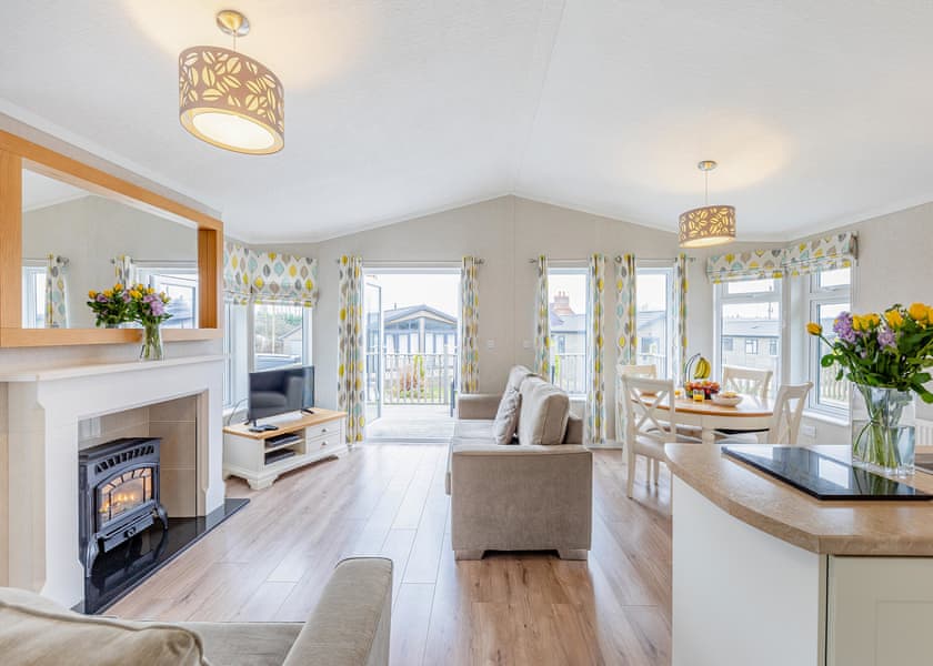 Retreat - Ashby Woulds Retreat, Overseal, Nr Ashby-de-la-Zouch