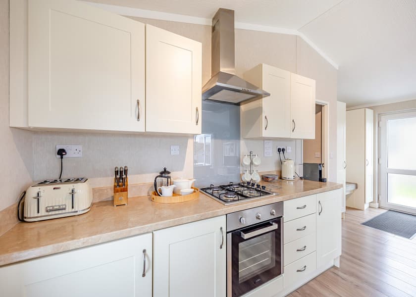 Retreat - Ashby Woulds Retreat, Overseal, Nr Ashby-de-la-Zouch