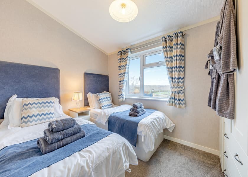 Retreat VIP 3 - Ashby Woulds Retreat, Overseal, Nr Ashby-de-la-Zouch