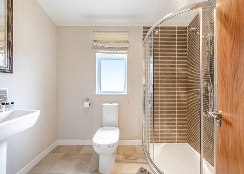 Retreat VIP 3 - Ashby Woulds Retreat, Overseal, Nr Ashby-de-la-Zouch