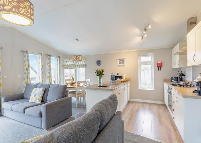 Retreat VIP 2 - Ashby Woulds Retreat, Overseal, Nr Ashby-de-la-Zouch