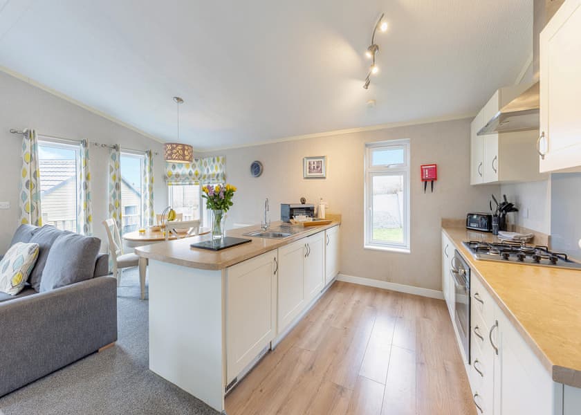 Retreat VIP 2 - Ashby Woulds Retreat, Overseal, Nr Ashby-de-la-Zouch