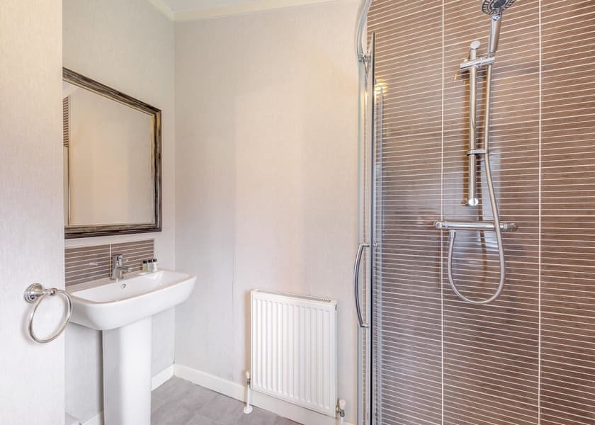 Retreat VIP 2 - Ashby Woulds Retreat, Overseal, Nr Ashby-de-la-Zouch