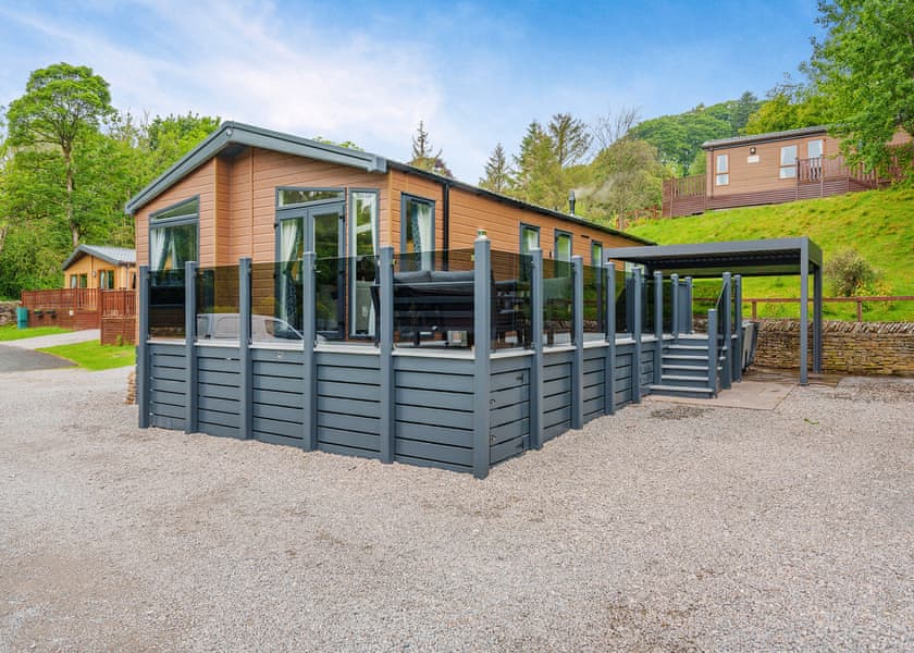 Chestnut Lodge – 2 Bed Hot Tub - Augill Beck Holiday Park, Kirkby Stephen