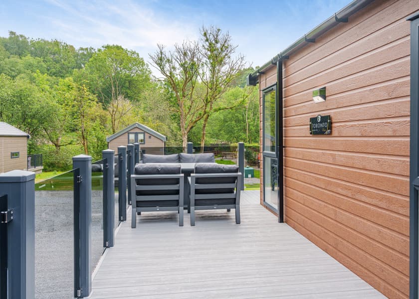 Chestnut Lodge – 2 Bed Hot Tub - Augill Beck Holiday Park, Kirkby Stephen
