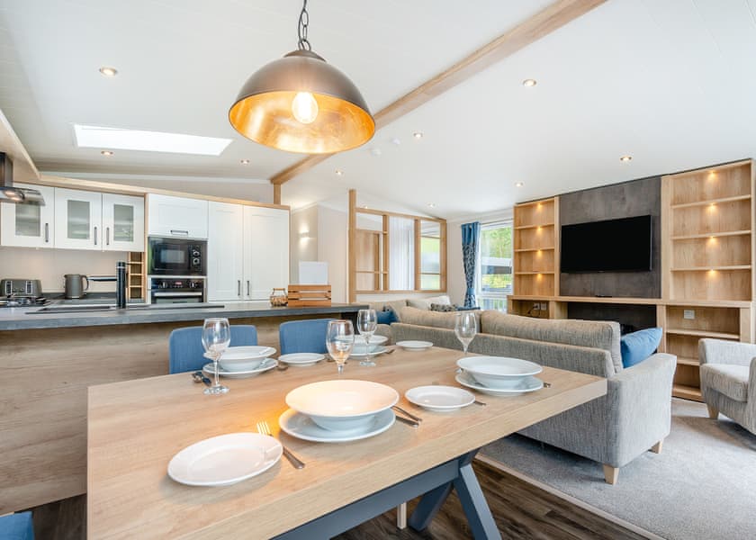 Chestnut Lodge – 2 Bed Hot Tub - Augill Beck Holiday Park, Kirkby Stephen