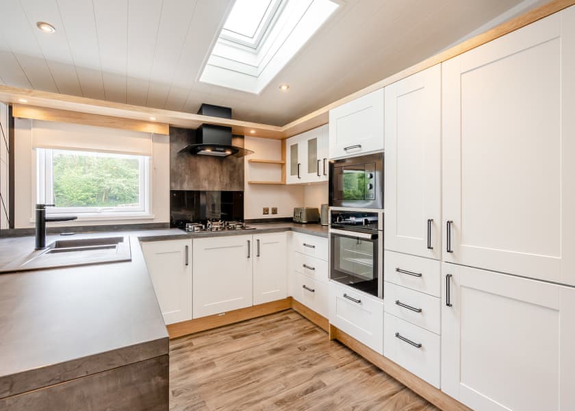 Chestnut Lodge – 2 Bed Hot Tub - Augill Beck Holiday Park, Kirkby Stephen