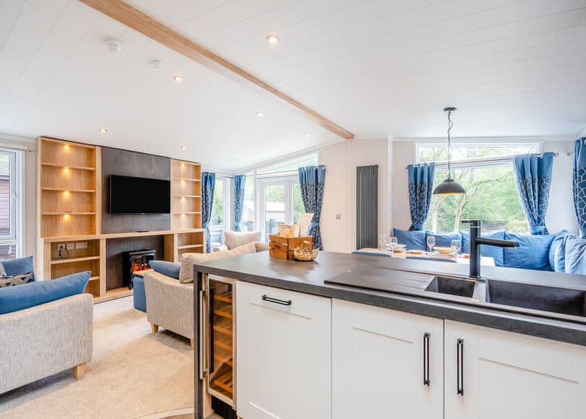 Chestnut Lodge – 2 Bed Hot Tub - Augill Beck Holiday Park, Kirkby Stephen