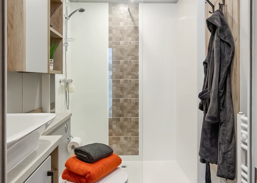 Acorn Lodge (Pet) - Augill Beck Holiday Park, Kirkby Stephen