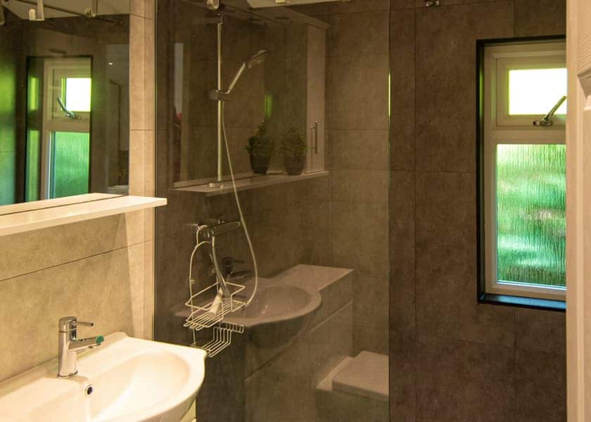 Blakeholme Lodge Plus - Avon Wood, Newby Bridge, Lake Windermere