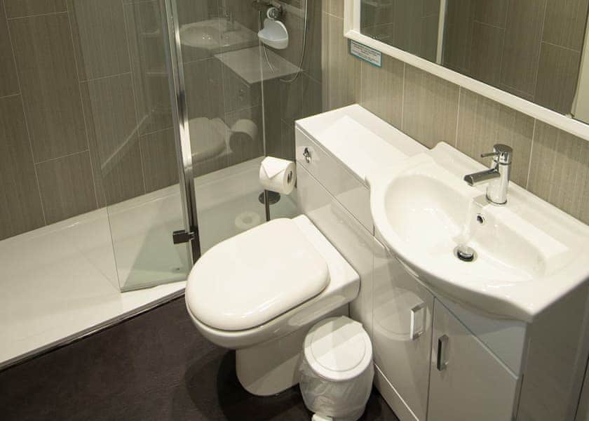Blakeholme Lodge Plus - Avon Wood, Newby Bridge, Lake Windermere