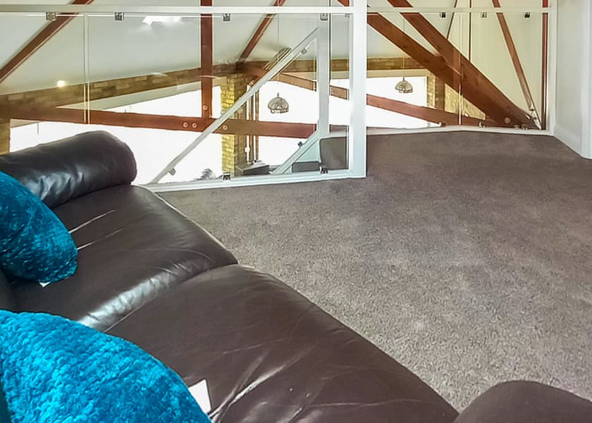 The Octagon - Barlings Country Park, Langworth