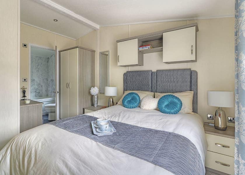 Typical Lakeside Absolute (Pet) | Bassenthwaite Lakeside Lodges, Bassenthwaite, Keswick