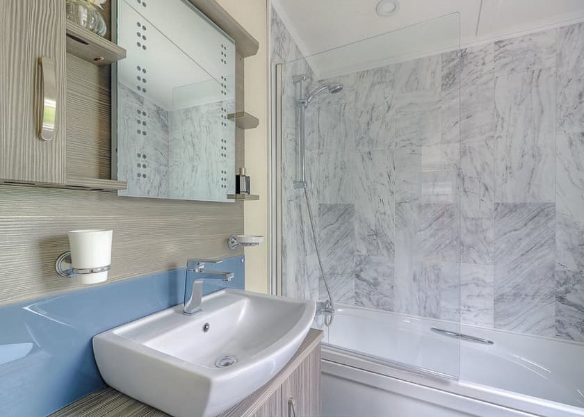 Typical Lakeside Absolute (Pet) | Bassenthwaite Lakeside Lodges, Bassenthwaite, Keswick