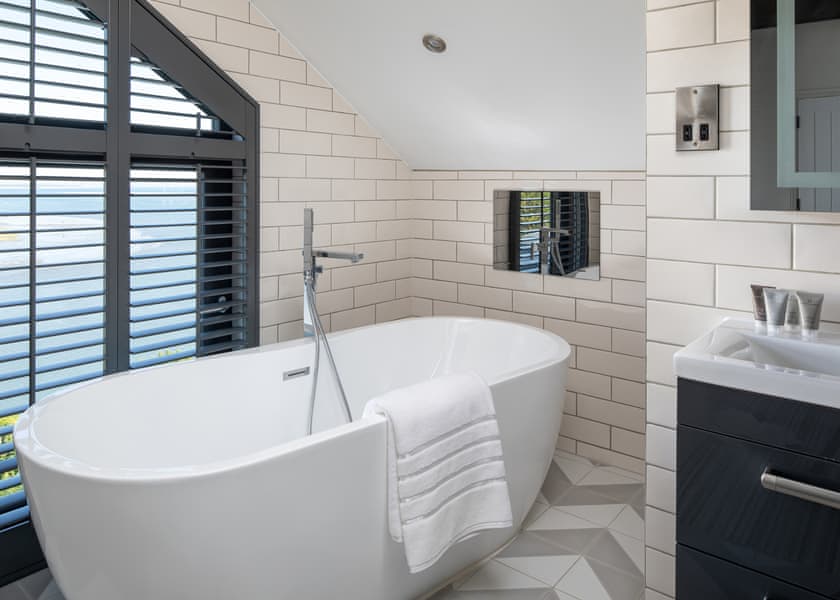 Ferry Hills - Landal Dylan Coastal Resort, Laugharne