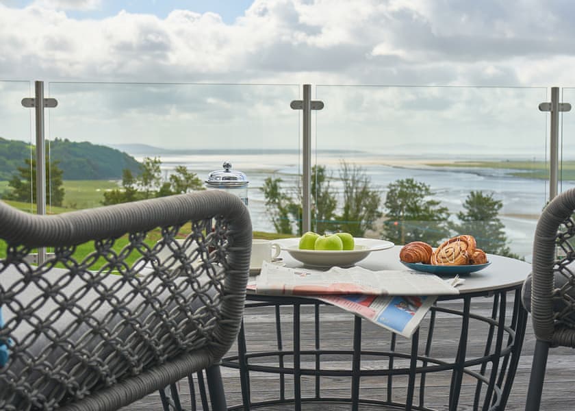 Apex Spa - Dylan Coastal Resort, Laugharne