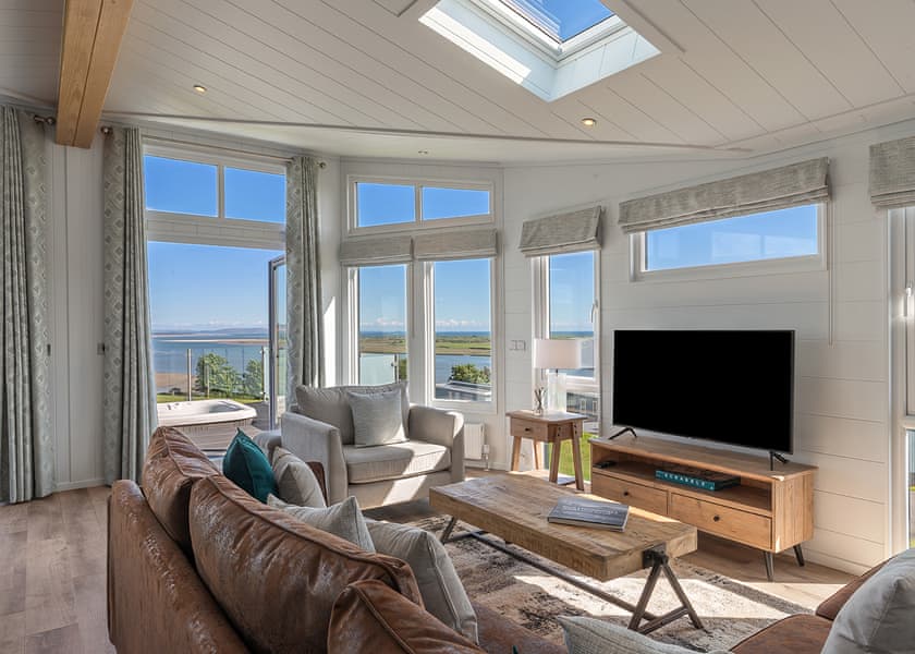 Apex Spa - Dylan Coastal Resort, Laugharne