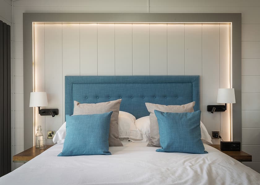 Apex Spa - Dylan Coastal Resort, Laugharne