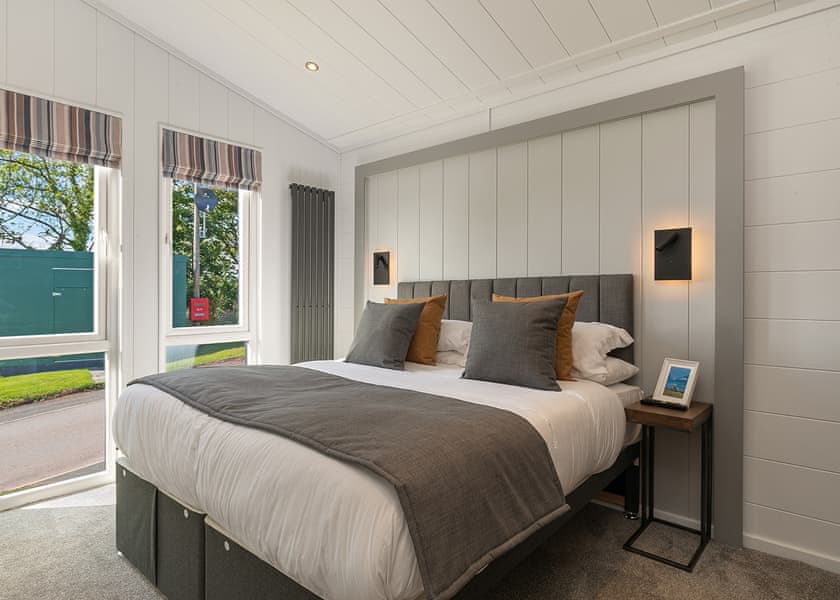 Apex Spa - Dylan Coastal Resort, Laugharne