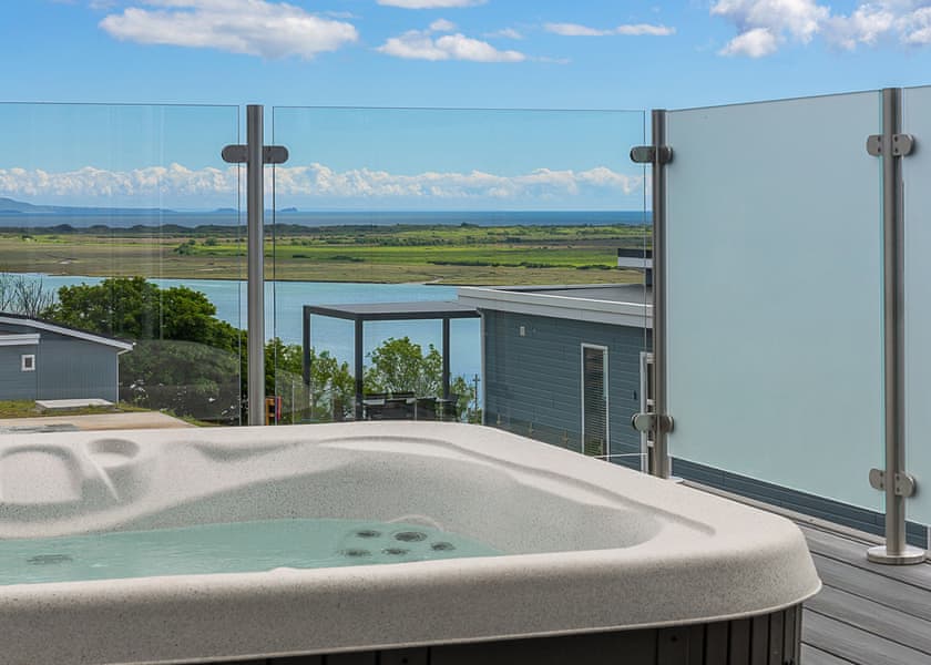 Sonnet 3 Spa (Pet), Sonnet 3 Spa - Dylan Coastal Resort, Laugharne