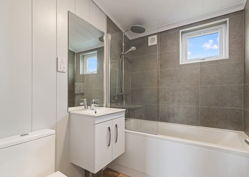 Sonnet 3 Spa, Sonnet 3 Spa (Pet) - Dylan Coastal Resort, Laugharne