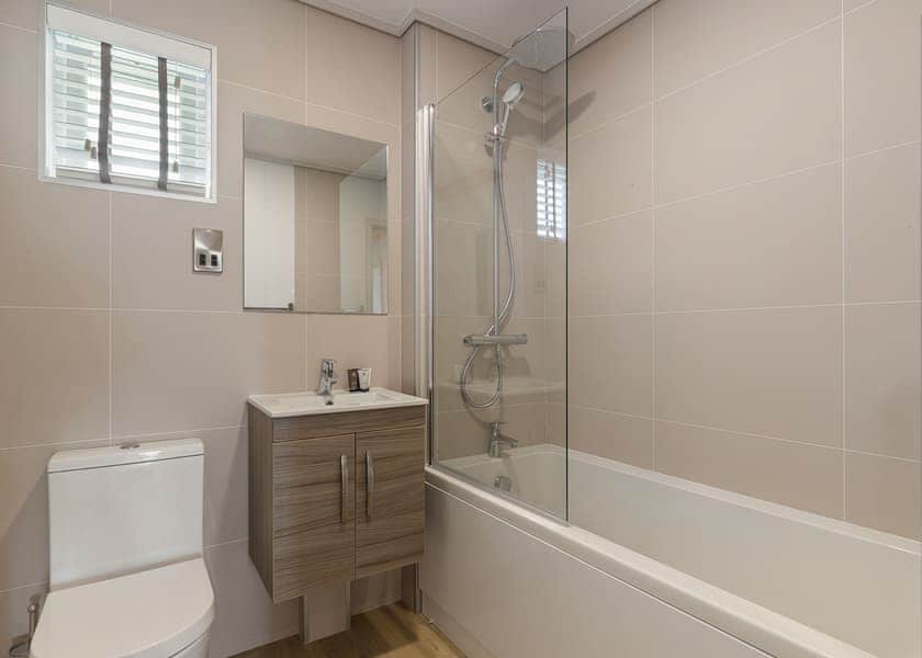 Epic Spa (Roof Terrace) (Pet) - Dylan Coastal Resort, Laugharne