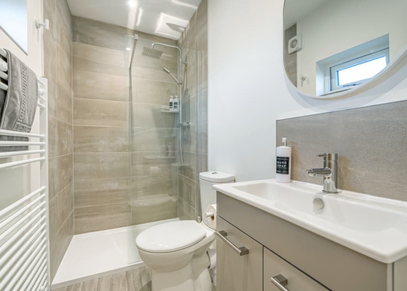 Willow Deluxe Pod - Bowbrook Lodges, Pershore