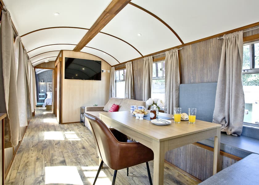 Brunel Boutique Railway Carriage 2 - Brunel Boutique Holiday Park, Dawlish Warren