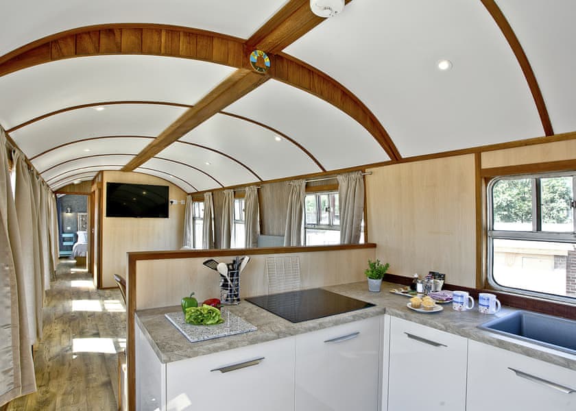 Brunel Boutique Railway Carriage 2 - Brunel Boutique Holiday Park, Dawlish Warren